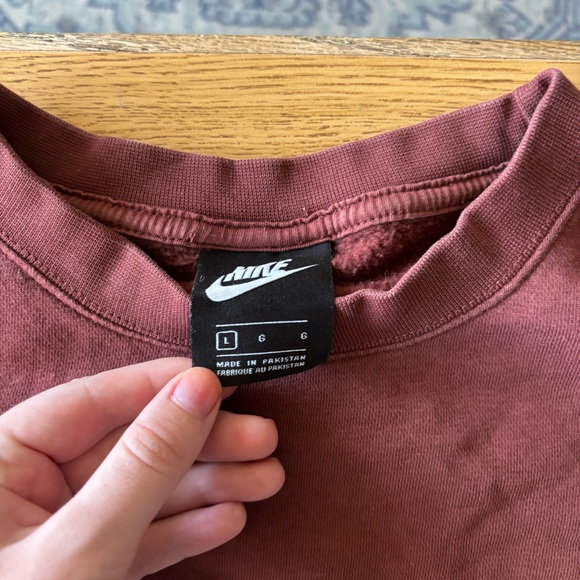 Women's Nike Maroon Cropped Long Sleeve Sweatshirt - Picture 8 of 8